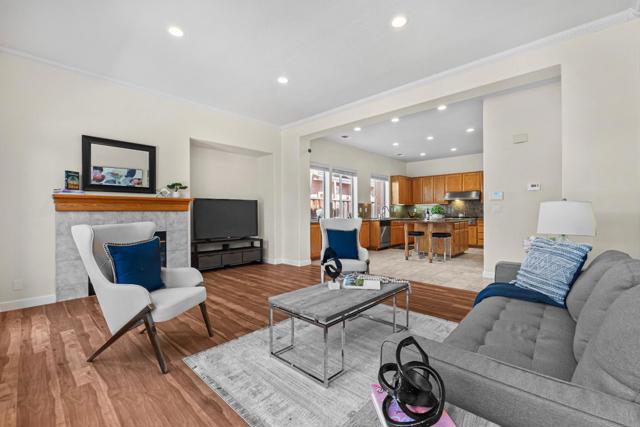 336 Arrowhead Way, Hayward CA: https://media.crmls.org/mediaz/d974ca60-30f9-4a8b-926f-15b89954669e.jpg