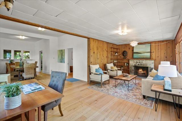 25 Grove Street, Los Gatos CA: https://media.crmls.org/mediaz/d9752abe-476b-4f2a-b575-81c8bdf17329.jpg