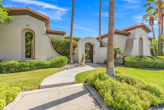 334 Crest Lake Drive, Palm Desert, CA 92211