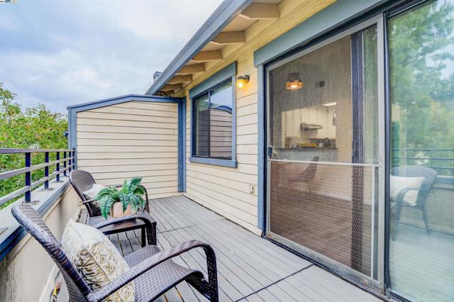 Image 33 of 50 For 6047 Joaquin Murieta Ave  F