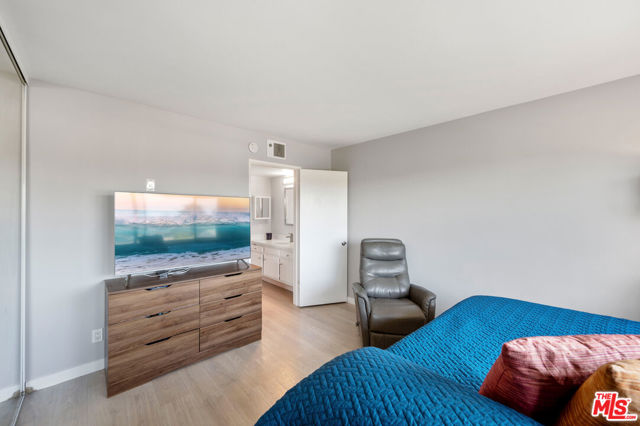 1600 Ardmore Avenue, Hermosa Beach, California 90254, 1 Bedroom Bedrooms, ,1 BathroomBathrooms,Residential,Sold,Ardmore,22191553