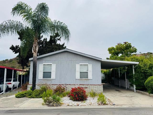 Detail Gallery Image 1 of 1 For 1951 47 Th St #13,  San Diego,  CA 92102 - 3 Beds | 2 Baths