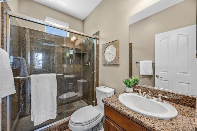 1359 Monterosso St, Danville CA: https://media.crmls.org/mediaz/d978b33a-cc7f-4469-8dc3-cffe6d64e7c5.jpg