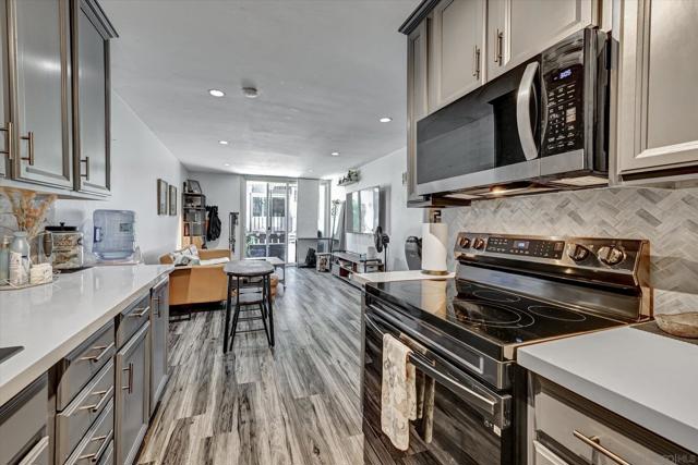 6333 Mount Ada, San Diego CA: https://media.crmls.org/mediaz/d9798521-1e56-46d0-8491-803b0bd4c19f.jpg