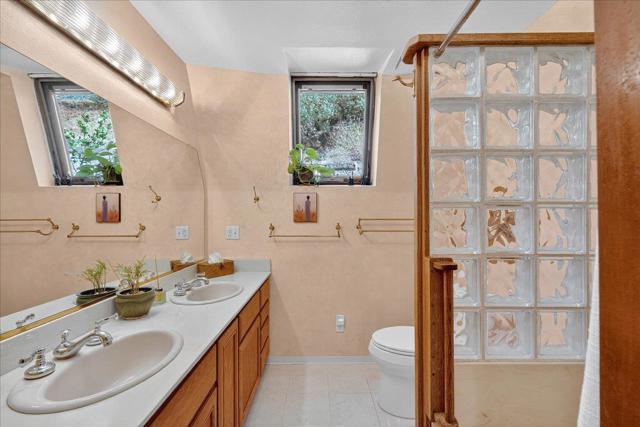 5224 Twin Falls Road, Morgan Hill CA: https://media.crmls.org/mediaz/d97aa5a2-c973-4fb2-9dc6-a02c19edc1a7.jpg