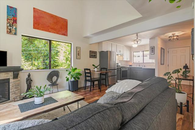Image 8 of 42 For 4399 Glenwood Drive