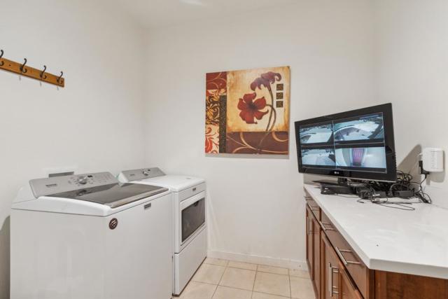 410 Thistle Court, Hollister CA: https://media.crmls.org/mediaz/d97c263f-309e-488e-b00f-525bbadab97b.jpg