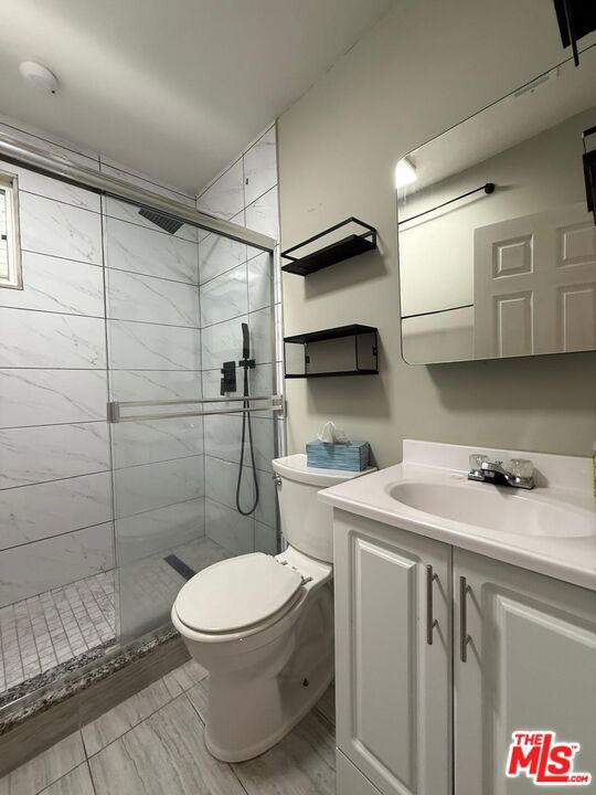 6520 Valmont Street, Tujunga CA: https://media.crmls.org/mediaz/d97db2de-3c3d-43dc-a3f6-8a39e3450af0.jpg