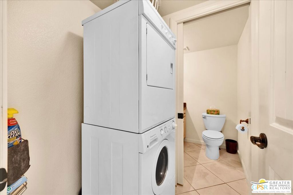 https://media.crmls.org/mediaz/d97de547-cf18-47db-a914-2d2b34fdcb98.jpg?preset=X-Large