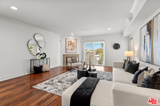 1920 Malcolm Avenue, Los Angeles CA: https://media.crmls.org/mediaz/d97e3b74-8b14-49fe-9fd4-b3b096b8d05b.jpg