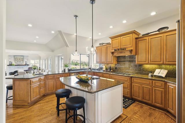 2525 Bridle Path Drive, Gilroy CA: https://media.crmls.org/mediaz/d97f1a7a-318d-4ff8-9725-4dd69bbe22c0.jpg