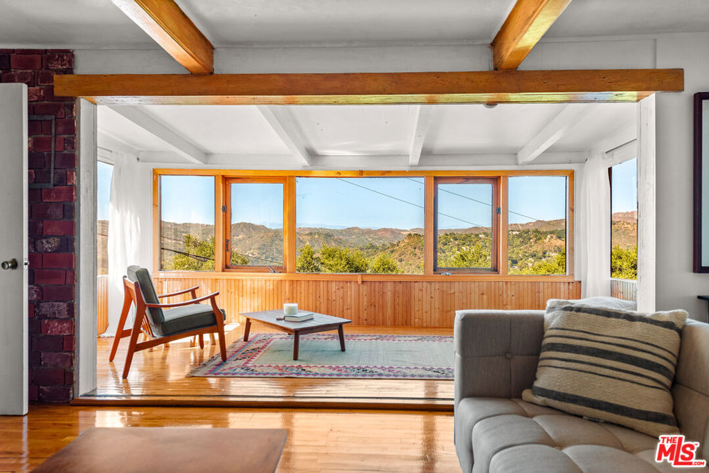 20158 Observation Drive