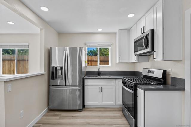 Image 16 of 46 For 3612 Cordoba Ave