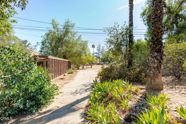 Detail Gallery Image 29 of 51 For 10400 Mcbroom St, Sunland,  CA 91040 - 3 Beds | 2/1 Baths