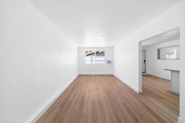 562 Lindsay Street, El Cajon CA: https://media.crmls.org/mediaz/d9801d78-a9dc-423f-9dc7-bb31fc089d60.jpg