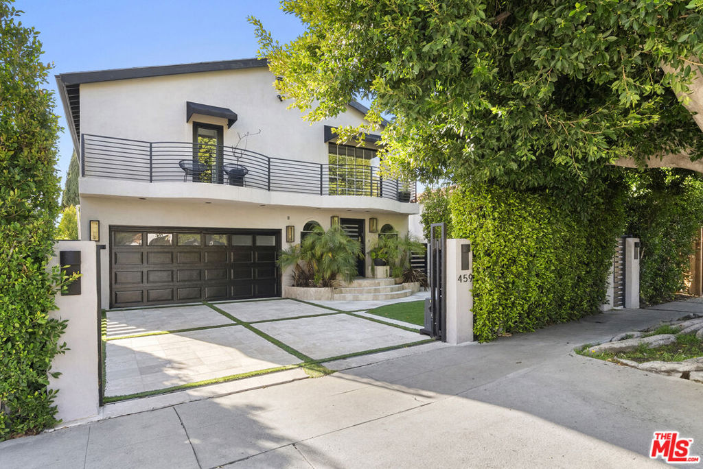 459 N Croft Avenue — Contemporary