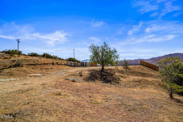 Detail Gallery Image 13 of 25 For 510 E Soledad Rd, Palmdale,  CA 93510 - 4 Beds | 3 Baths