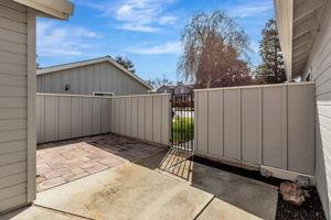 700 Duffin Drive, Hollister CA: https://media.crmls.org/mediaz/d9831134-d458-41da-892a-0bbc58d5c733.jpg
