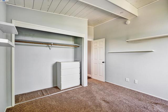 588 E Angela St, Pleasanton CA: https://media.crmls.org/mediaz/d9833d1f-4a03-496c-9a9c-1caa633deb12.jpg