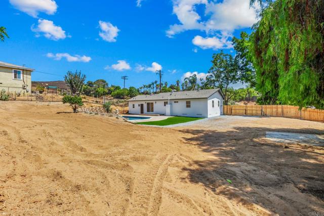 Detail Gallery Image 29 of 35 For 12178 Gay Rio, Lakeside,  CA 92040 - 4 Beds | 2/1 Baths