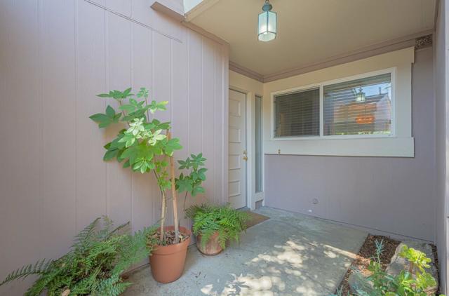 1459 Woodgrove Square, San Jose CA: https://media.crmls.org/mediaz/d983d5b8-2529-4b23-8ada-ae57d5351944.jpg