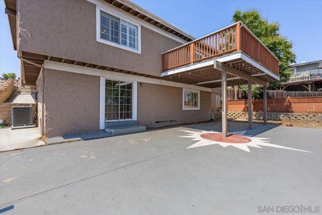 2035 Paradise St, San Diego CA: https://media.crmls.org/mediaz/d984eb7c-37c9-47cb-9391-2d8ddd42173d.jpg