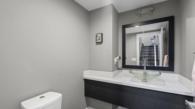 Detail Gallery Image 12 of 39 For 7810 Inception Way, San Diego,  CA 92108 - 3 Beds | 3/1 Baths