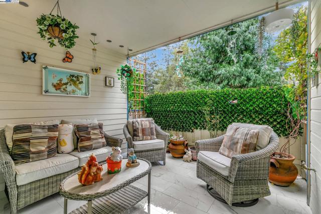 46762 Winema Cmn, Fremont CA: https://media.crmls.org/mediaz/d988c3ab-0ba3-4ccf-b40b-502aa7b5c307.jpg