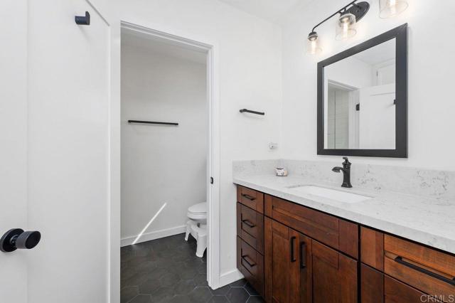 4814 Refugio Avenue, Carlsbad CA: https://media.crmls.org/mediaz/d988eb33-5a13-4be3-9913-7e20ba5aad0e.jpg