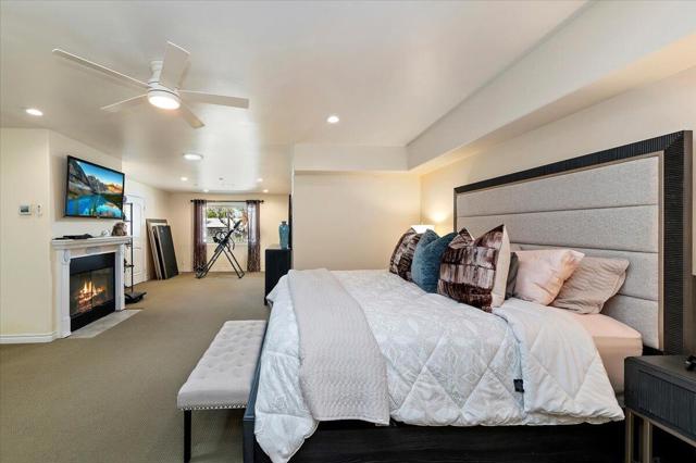 Image 38 of 72 For 73191 Shadow Mountain Drive