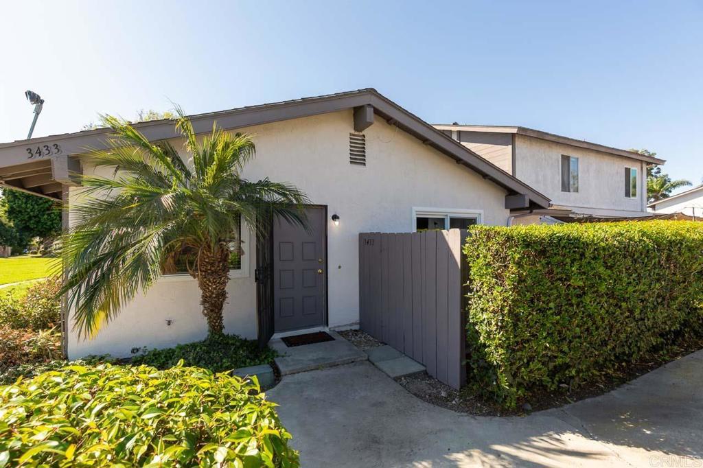 3433 Seabreeze Walk - photo 2