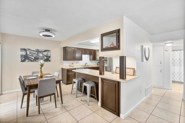 Detail Gallery Image 11 of 32 For 514 Shady Ln #C,  El Cajon,  CA 92021 - 2 Beds | 2 Baths