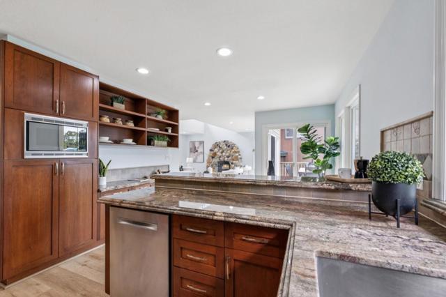 389 Avenue Granada, El Granada CA: https://media.crmls.org/mediaz/d98d1db2-8d47-4b96-b2e3-ea96604177b0.jpg