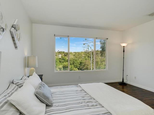 Detail Gallery Image 21 of 35 For 11615 Trailbrook Ln, San Diego,  CA 92128 - 3 Beds | 2/1 Baths