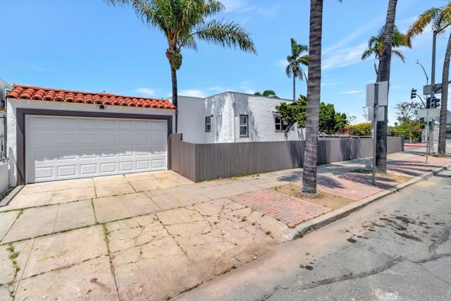 Image 39 of 41 For 4406 40th St