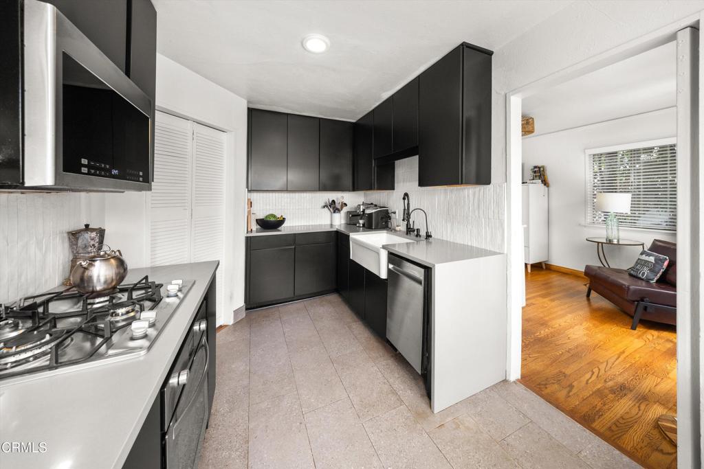 MLS #V1-31666 image #12