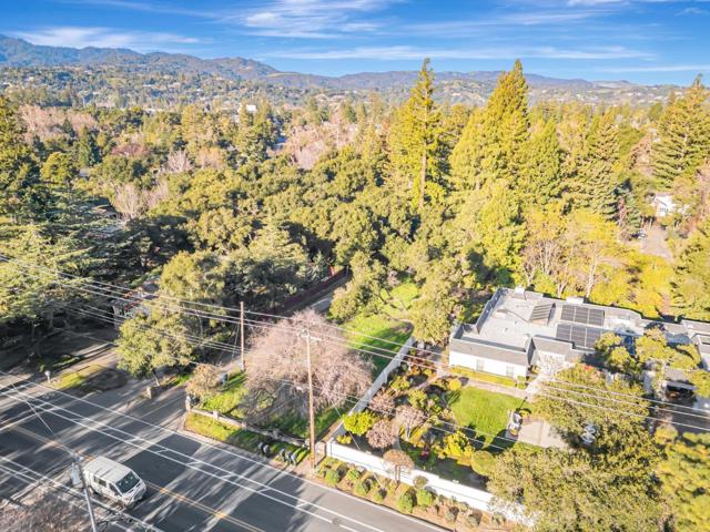 13845 Saratoga Avenue, Saratoga CA: https://media.crmls.org/mediaz/d98f6628-f067-4dc5-8689-f05e2a92fad1.jpg