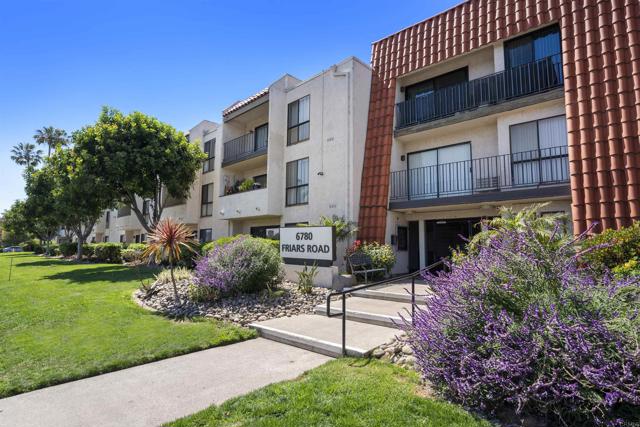 Detail Gallery Image 1 of 26 For 6780 Friars Rd #321,  San Diego,  CA 92108 - 2 Beds | 2 Baths