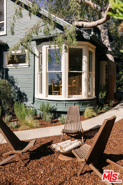 1557 Curran Street photo 3