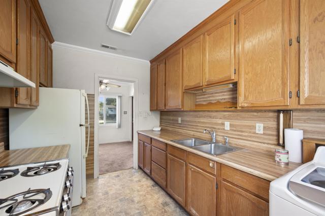 Detail Gallery Image 13 of 35 For 127 Roosevelt St, Chula Vista,  CA 91910 - 3 Beds | 1 Baths