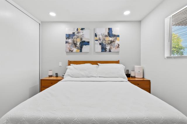 3719 Balboa Drive, Oceanside CA: https://media.crmls.org/mediaz/d991ea12-4528-4e28-98fa-e5fb514d1f29.jpg