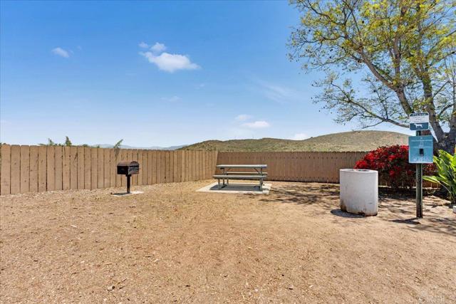 Detail Gallery Image 24 of 26 For 2916 Alanwood Ct, San Diego,  CA 91978 - 2 Beds | 2 Baths