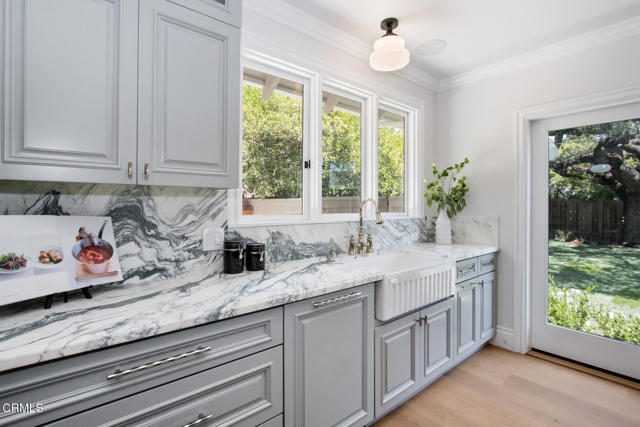 1036 S Madison Avenue, Pasadena CA: https://media.crmls.org/mediaz/d9926072-7cea-44ba-a67f-84d67c509e71.jpg