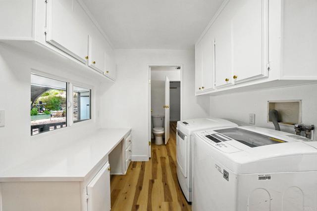8975 Lawrence Welk Drive, Escondido CA: https://media.crmls.org/mediaz/d99274de-8dbe-40b1-be90-32fb856e117f.jpg