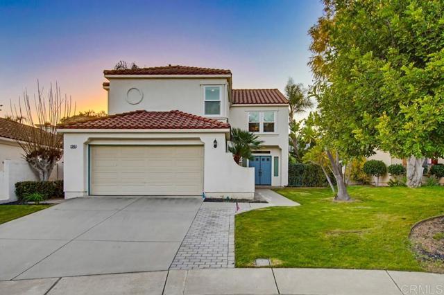 Detail Gallery Image 2 of 70 For 2345 Amber Oak Ln, Escondido,  CA 92027 - 4 Beds | 3 Baths