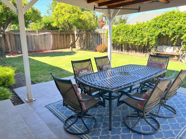 4927 Leigh Avenue, San Jose CA: https://media.crmls.org/mediaz/d9951042-493c-48f5-9b61-80d4ae2cc5fa.jpg
