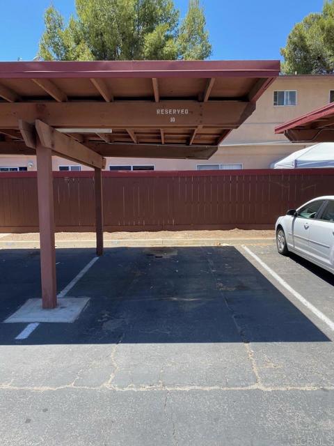 9739 Winter Gardens Blvd, Lakeside CA: https://media.crmls.org/mediaz/d99716c2-64a1-4c87-8897-1234d259efdd.jpg