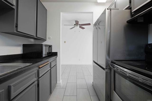 Image 7 of 26 For 2920 Briarwood Road H12