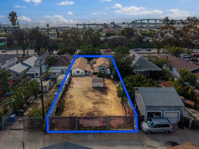 2252 Kearney Ave, San Diego CA: https://media.crmls.org/mediaz/d99779df-ce8d-4e9e-ad42-c5b820ace1a0.jpg