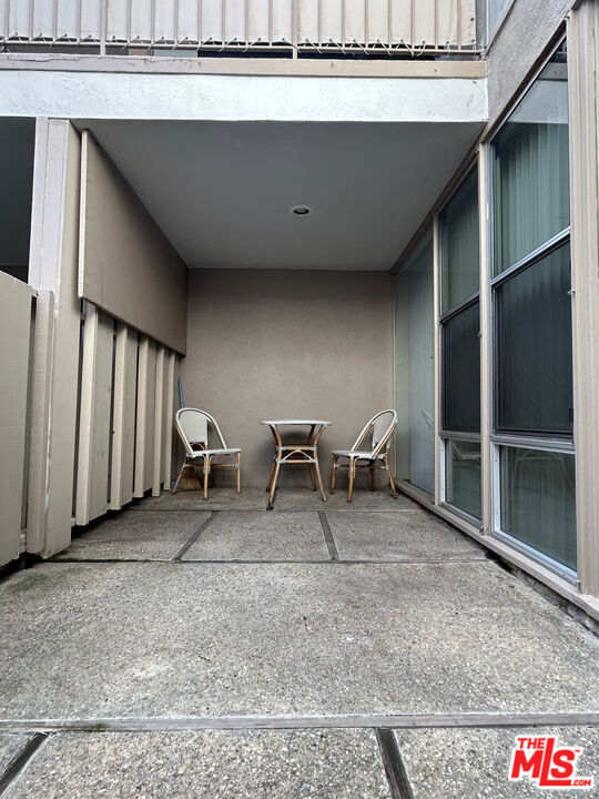 Drew Fenton | 833 Moraga Drive Los Angeles CA | MLS: 7508496 Drew Fenton | 833 Moraga Drive Los Angeles CA | MLS: 7508496